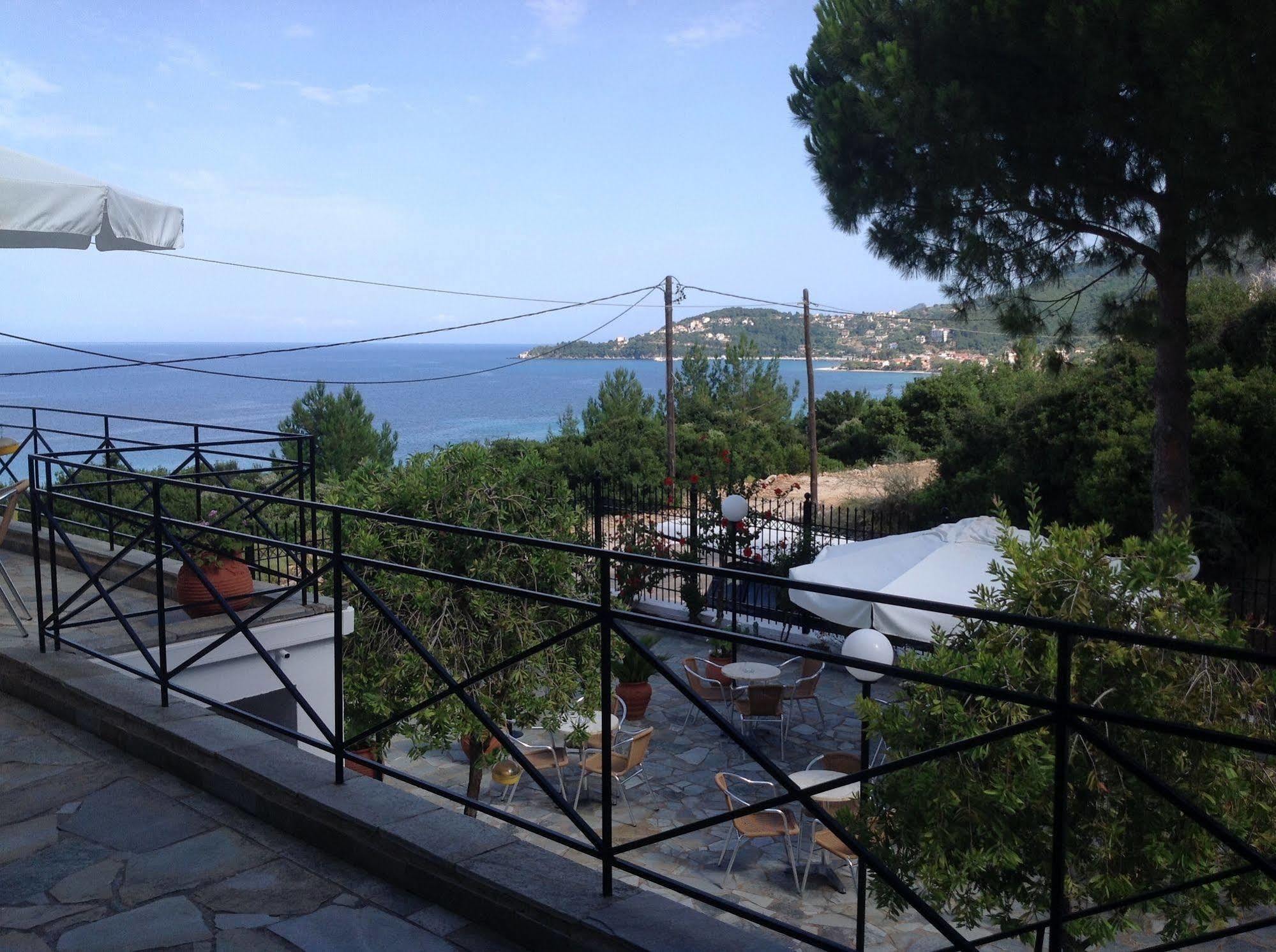 Travlos Studios Eleios-Pronnoi Exterior photo